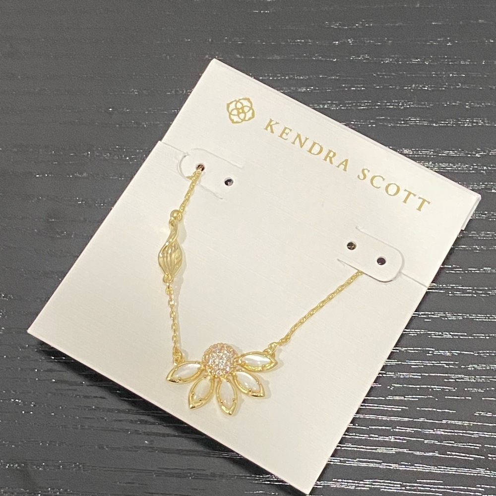 Kendra Scott Gold and Pearl Flower Pendant Necklace - Gold - Picture 2 of 5